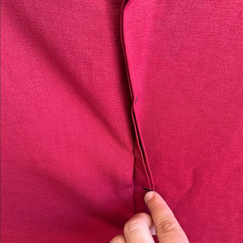 Classic Red Men's Dress Shirt - Picture 4 of 4